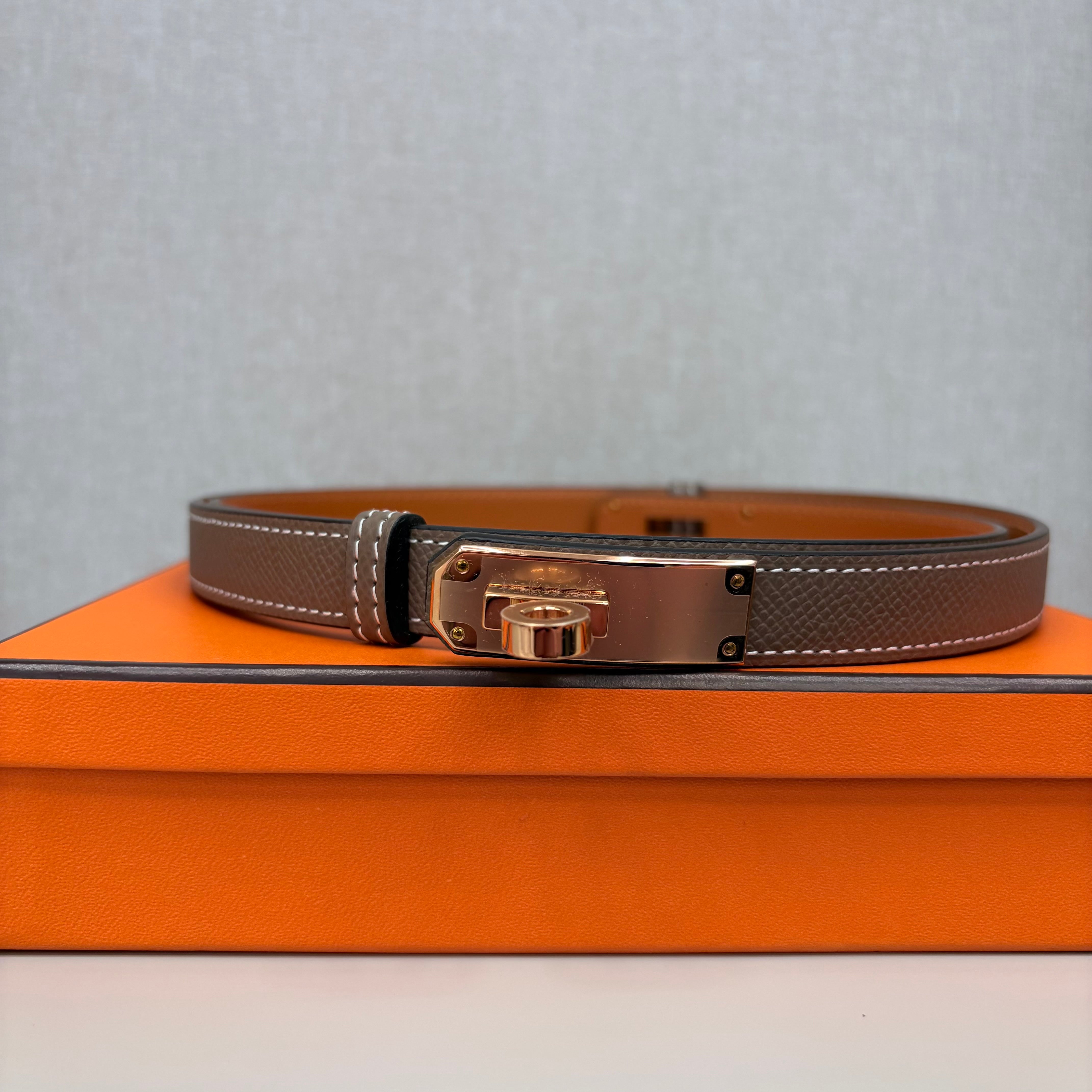 Hermès Kelly 18 Belt | Etoupe Epsom Leather | 18 | New