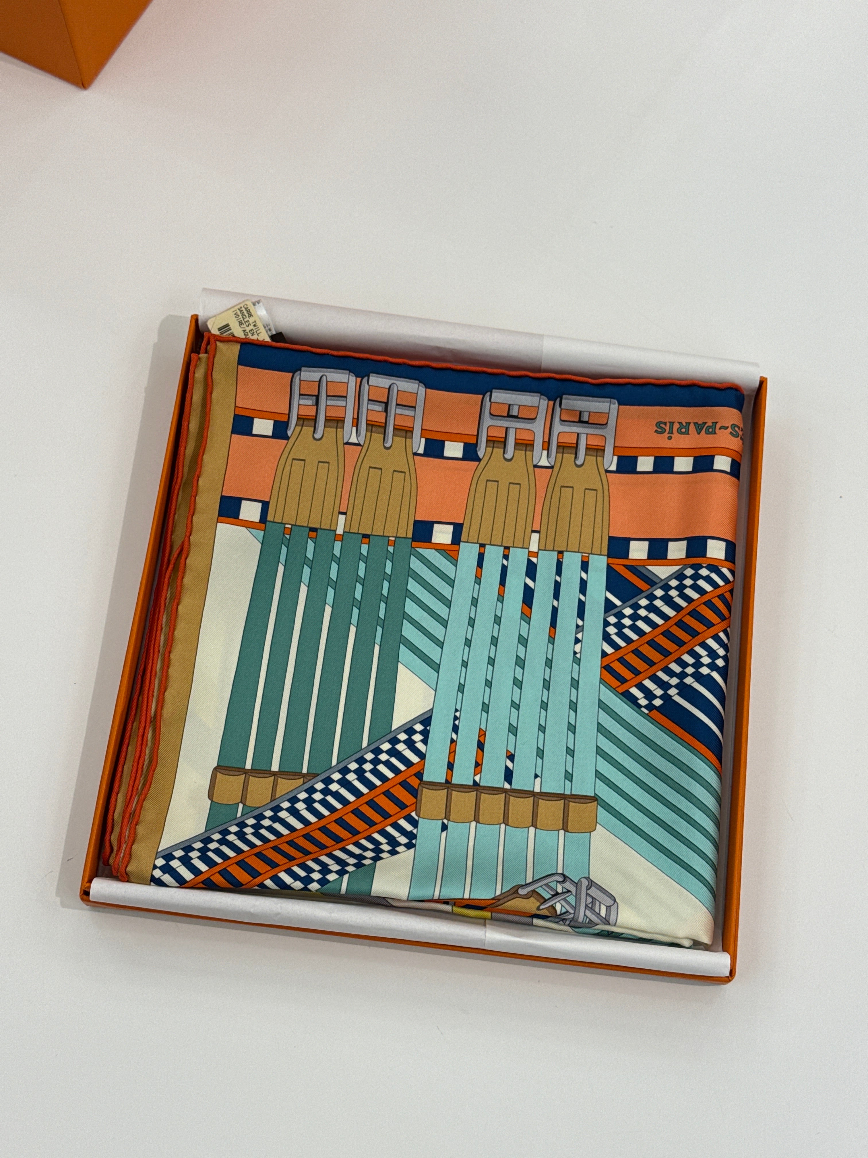 HERMÈS Scarf 90