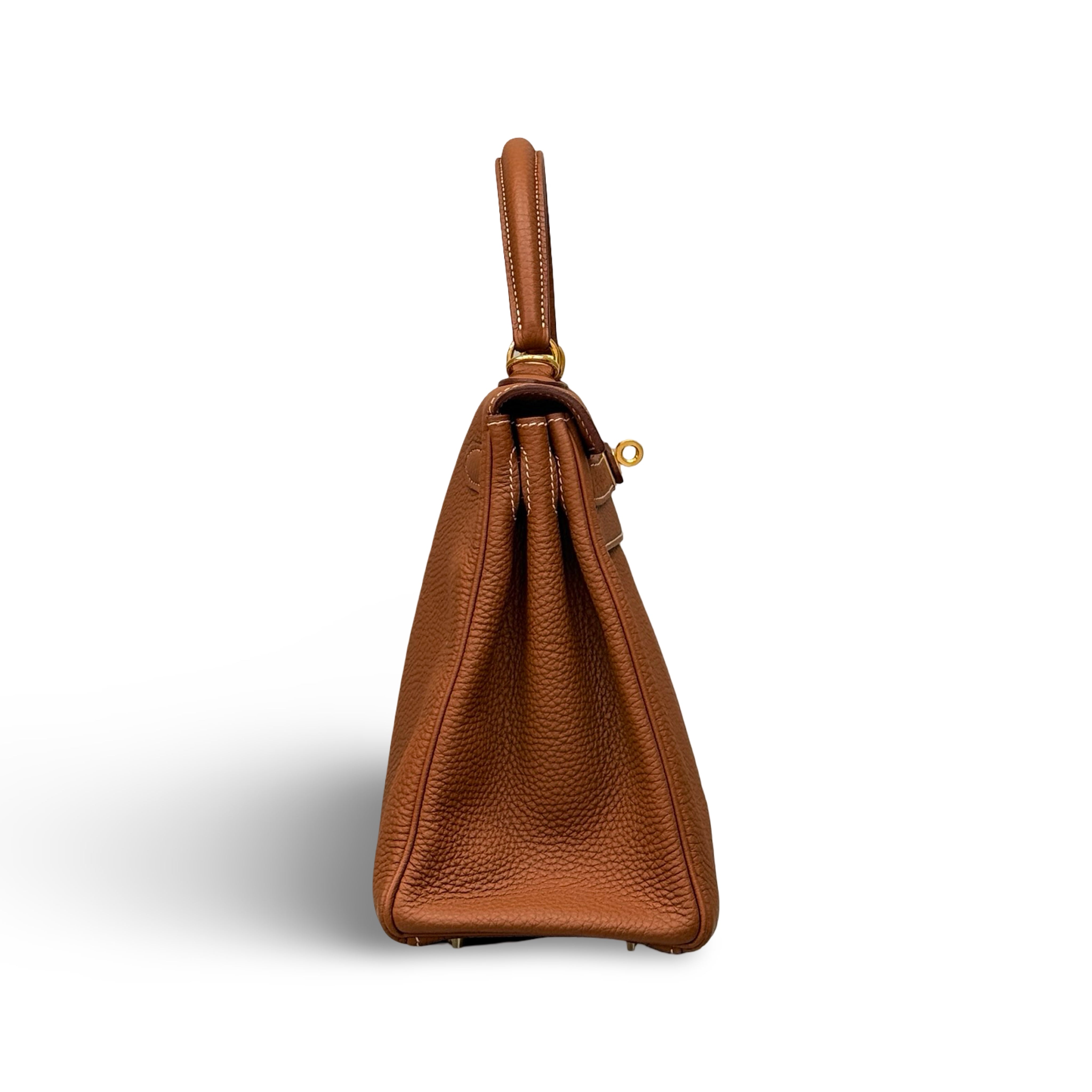 Hermès Kelly 28 | Gold Togo Leather | Gold Hardware | Pre-Owned