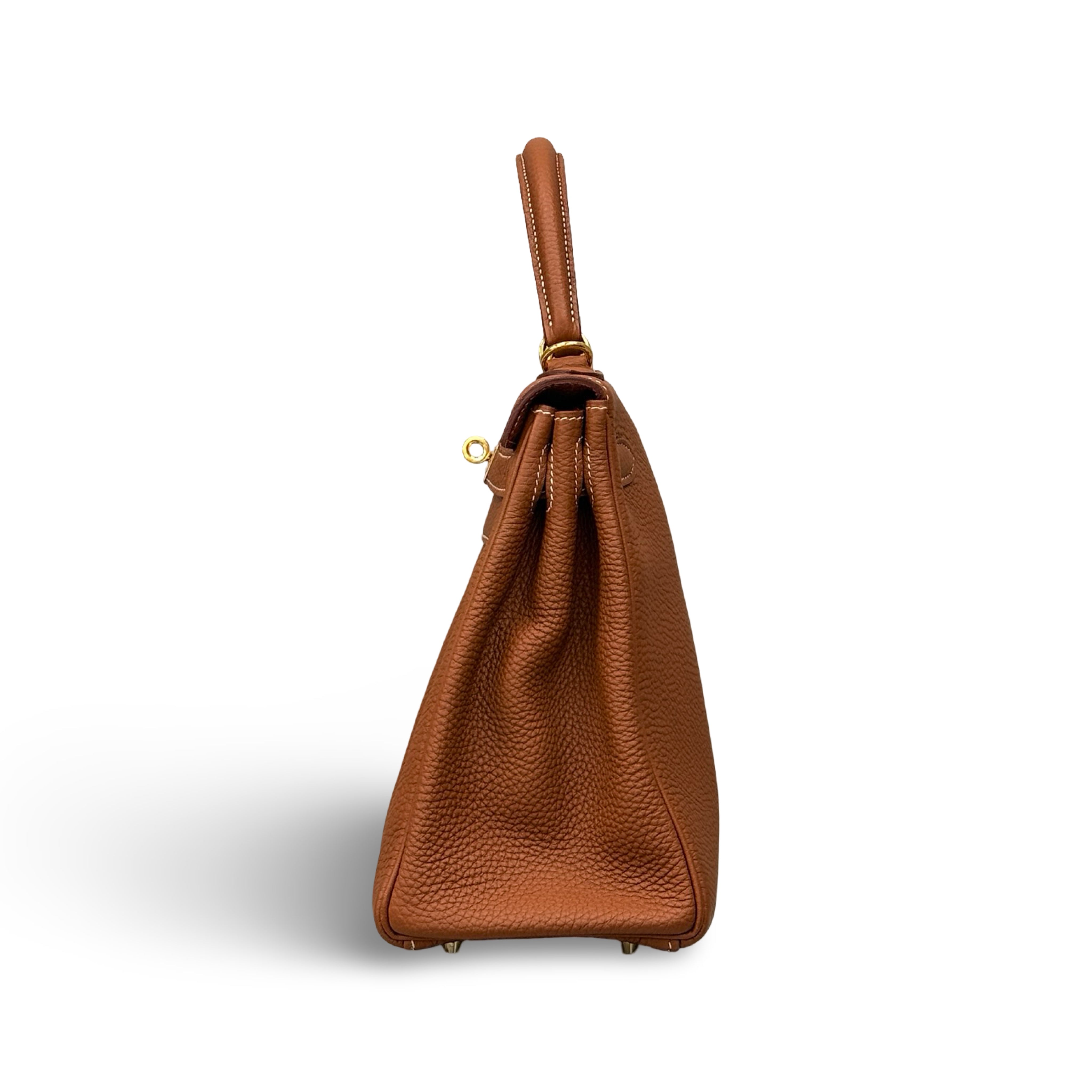 Hermès Kelly 28 | Gold Togo Leather | Gold Hardware | Pre-Owned