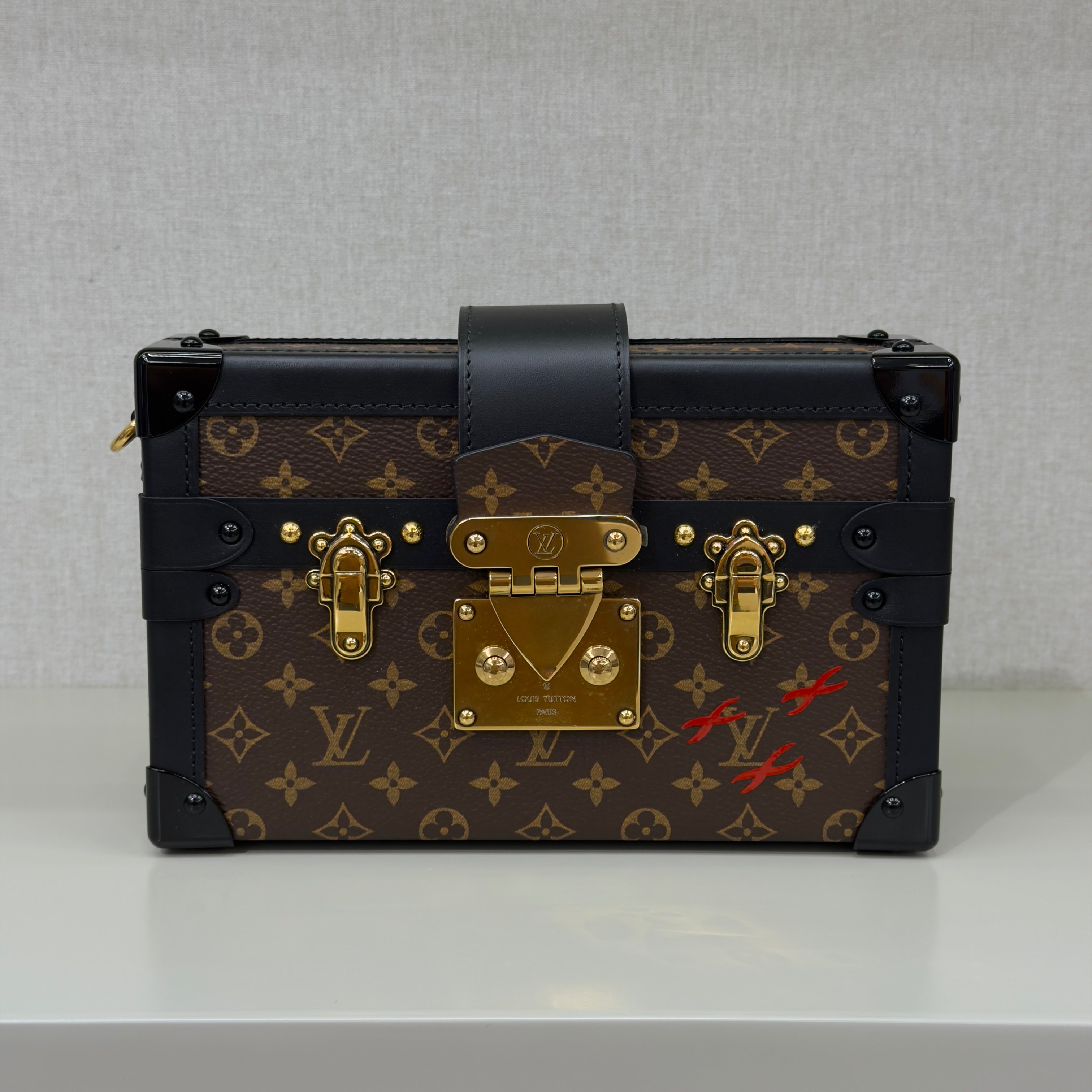 LV Petite Malle
