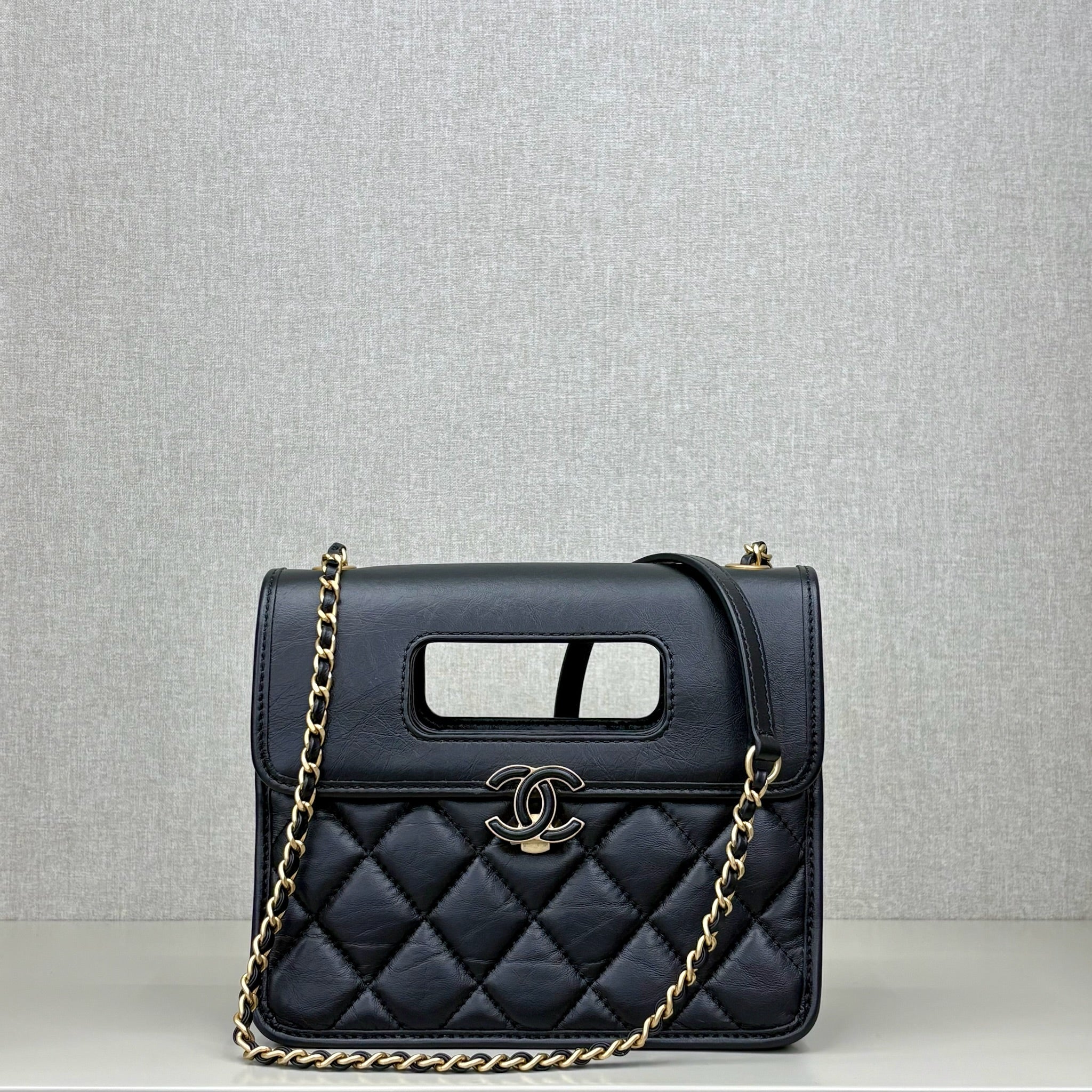 Chanel Mini Graphic Catch Flap Black Aged Calfskin Pre-Owned