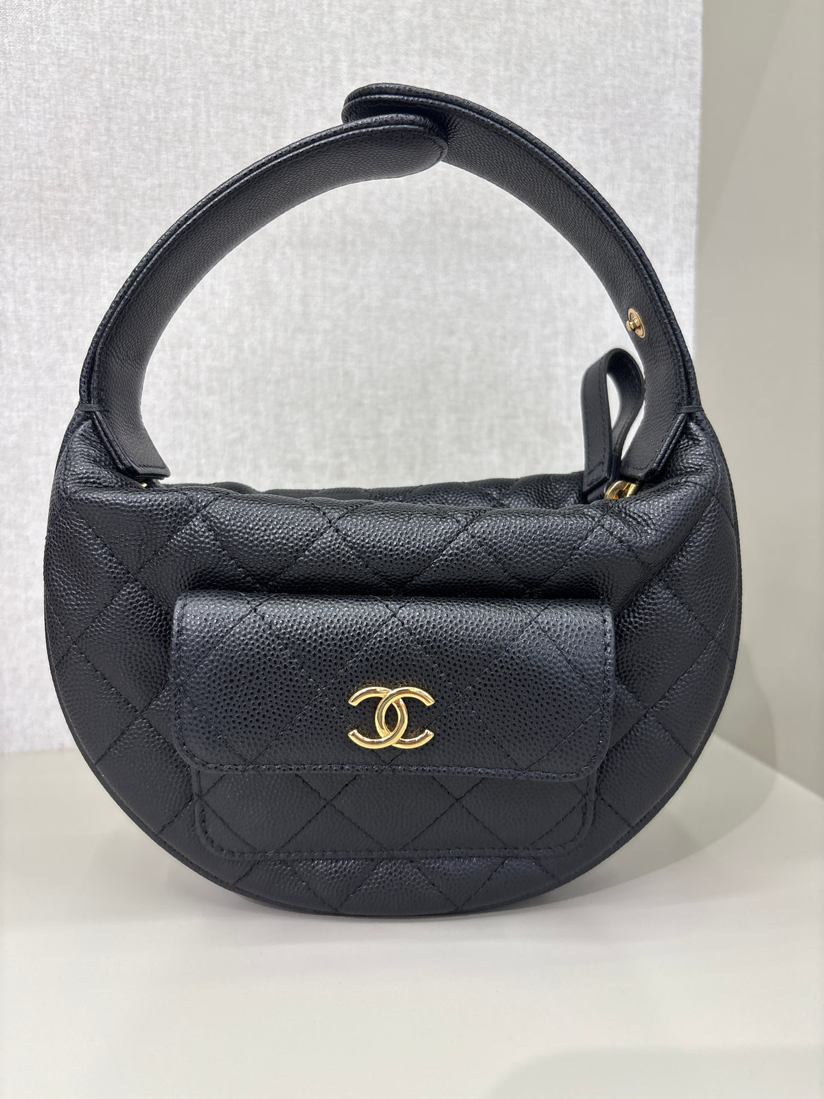 chanel 23b mini black pre-owned