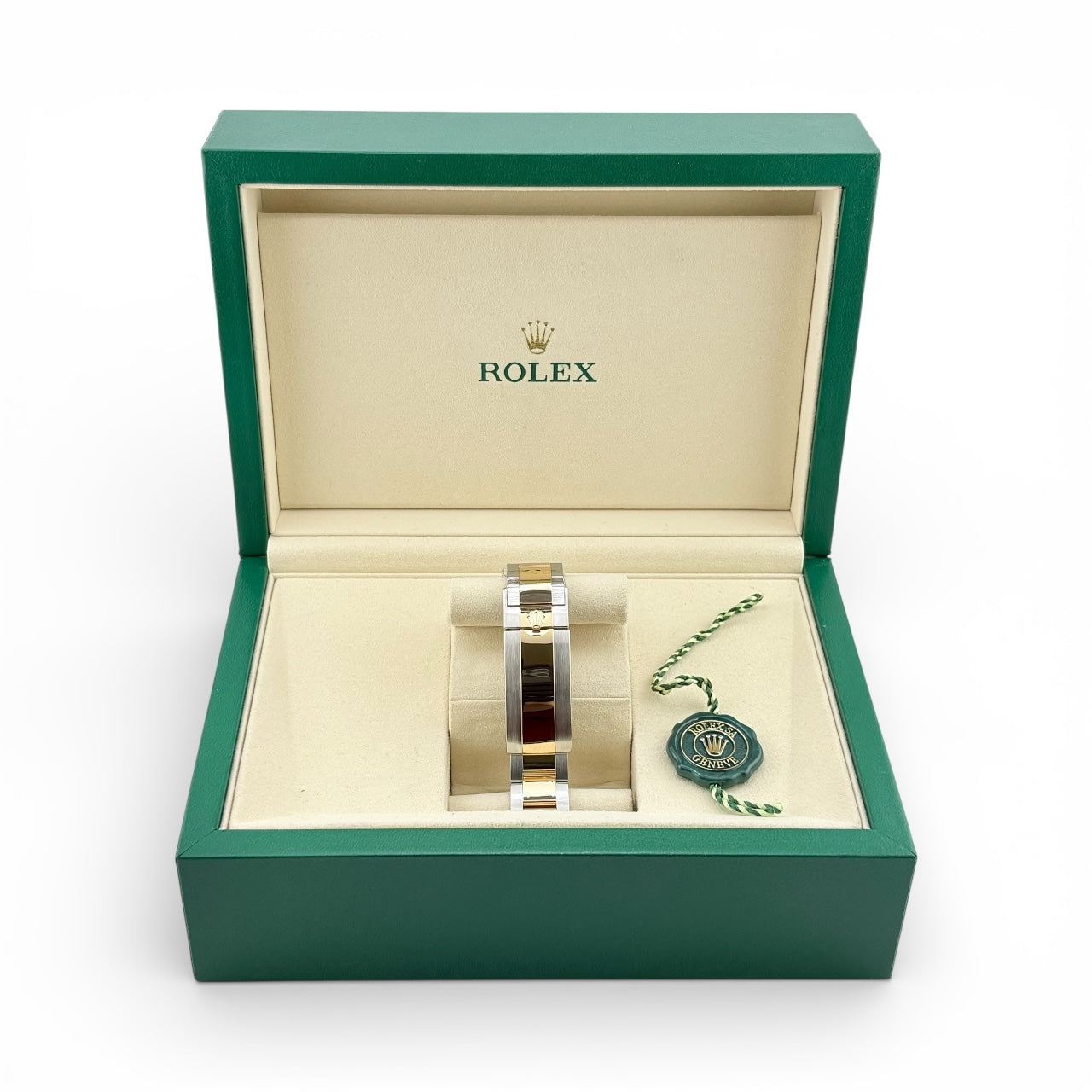 Rolex Submariner Date Bluesy 116613LB Pre-Owned Mint Apr 2019