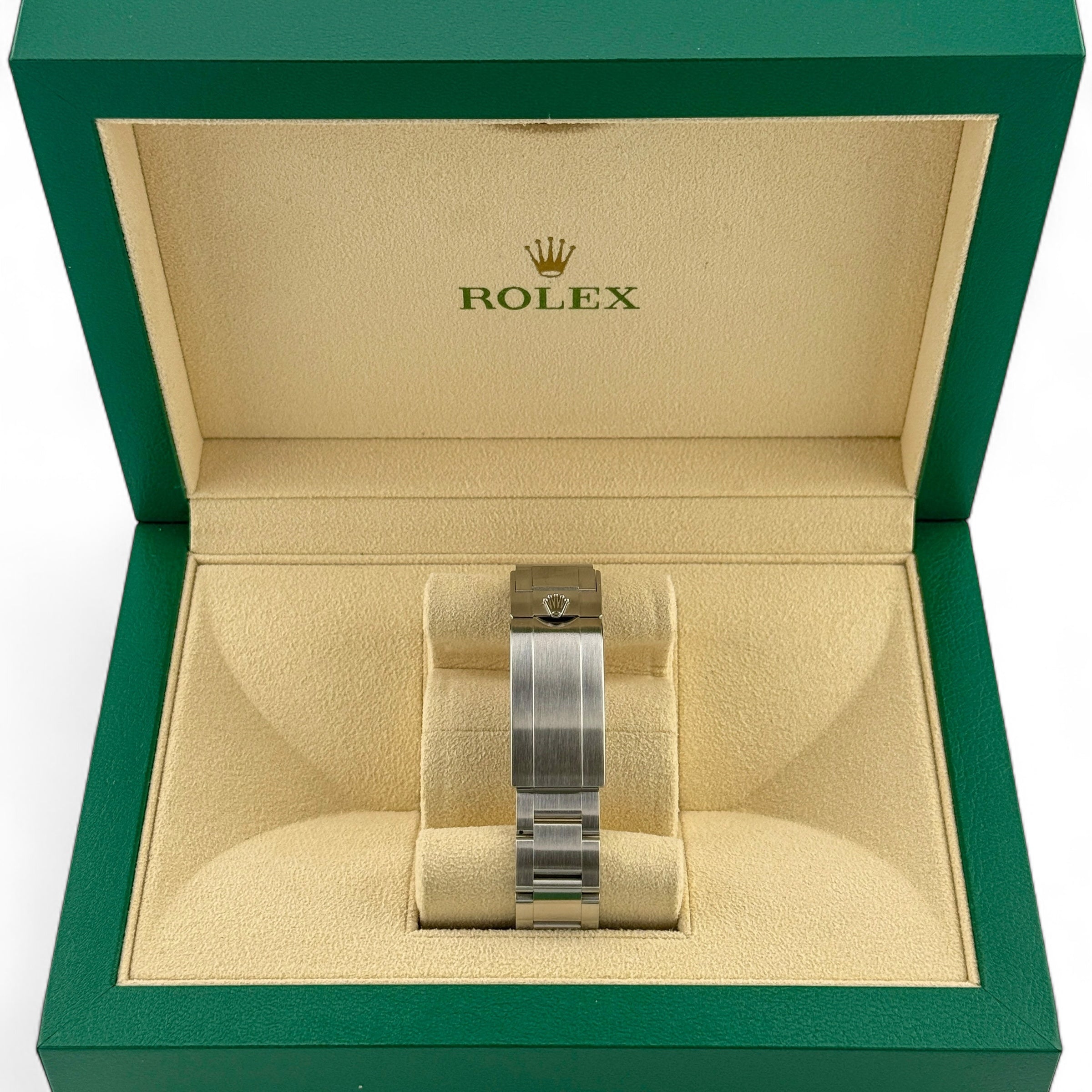 Rolex Submariner Date “Hulk” 116610LV Pre -Owned Excellent