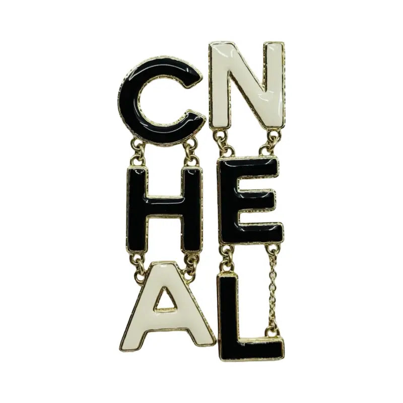 Chanel Black & White Enamel Letter Earrings – Gold-Tone Hardware (Pre-Owned Mint)