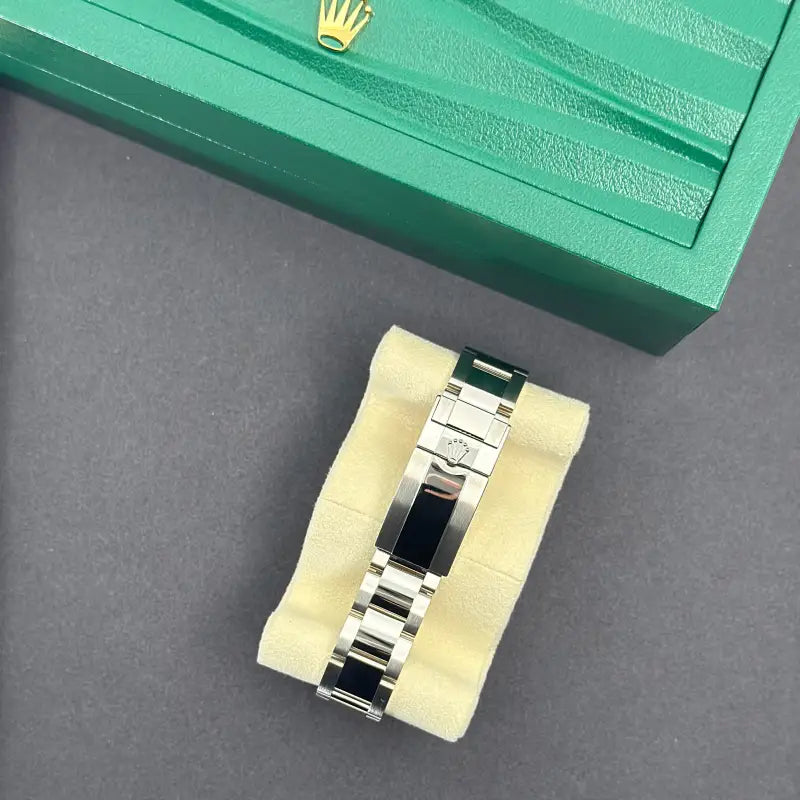 Rolex Daytona 126509 Silver and Black Dial 40mm New - GLINT